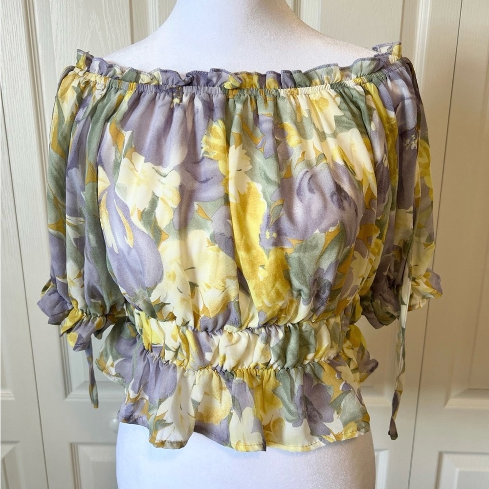 Honey Suckle Floral Off-Shoulder Crop Blouse
